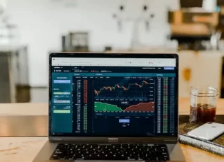 Hvorfor aktier ikke handles til den foregående dags slutkurs