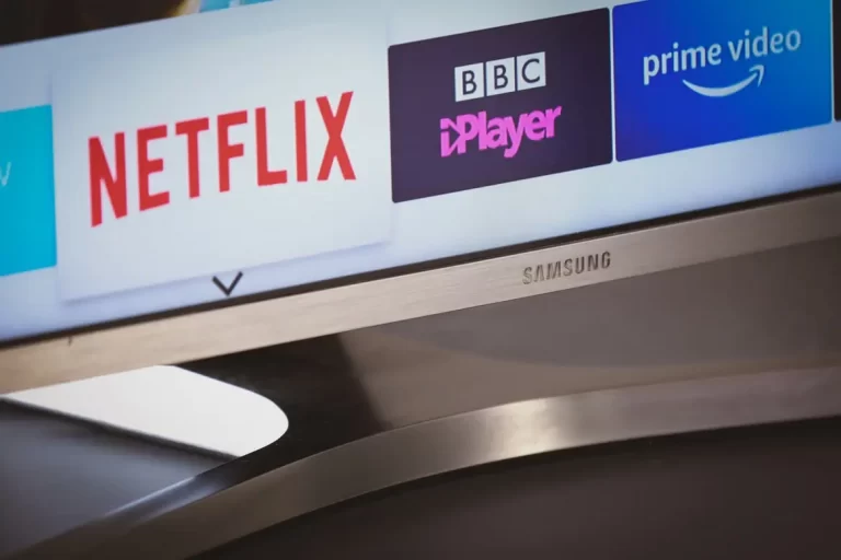 Hvad er Samsung TV fejlkode 012, og hvordan du løser den